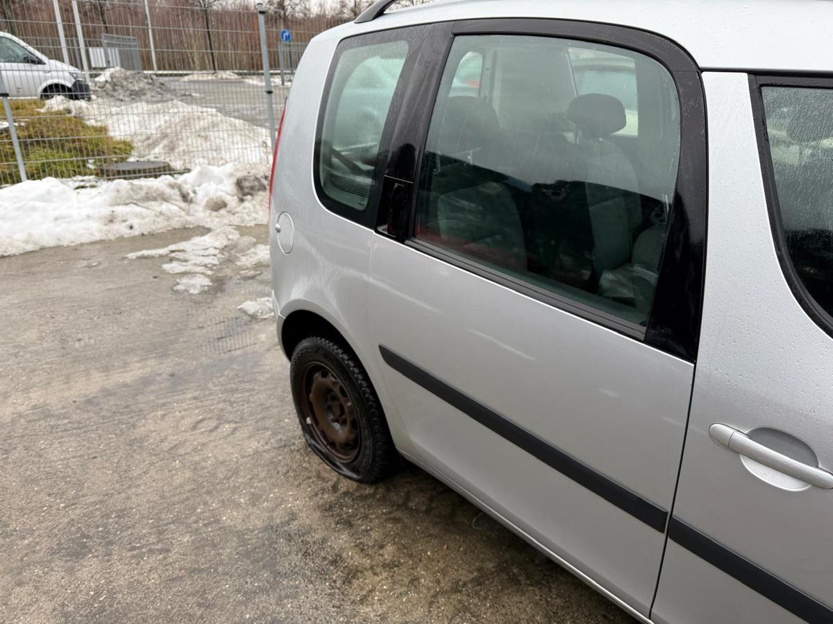 Skoda Roomster 5J original T&uuml;r hinten links LA7W Reflexsilber Rohbau BJ08
